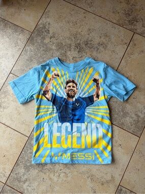 Messi Collection Boys Size 5 Lionel Messi Legend Graphic Soccer T-Shirt Blue